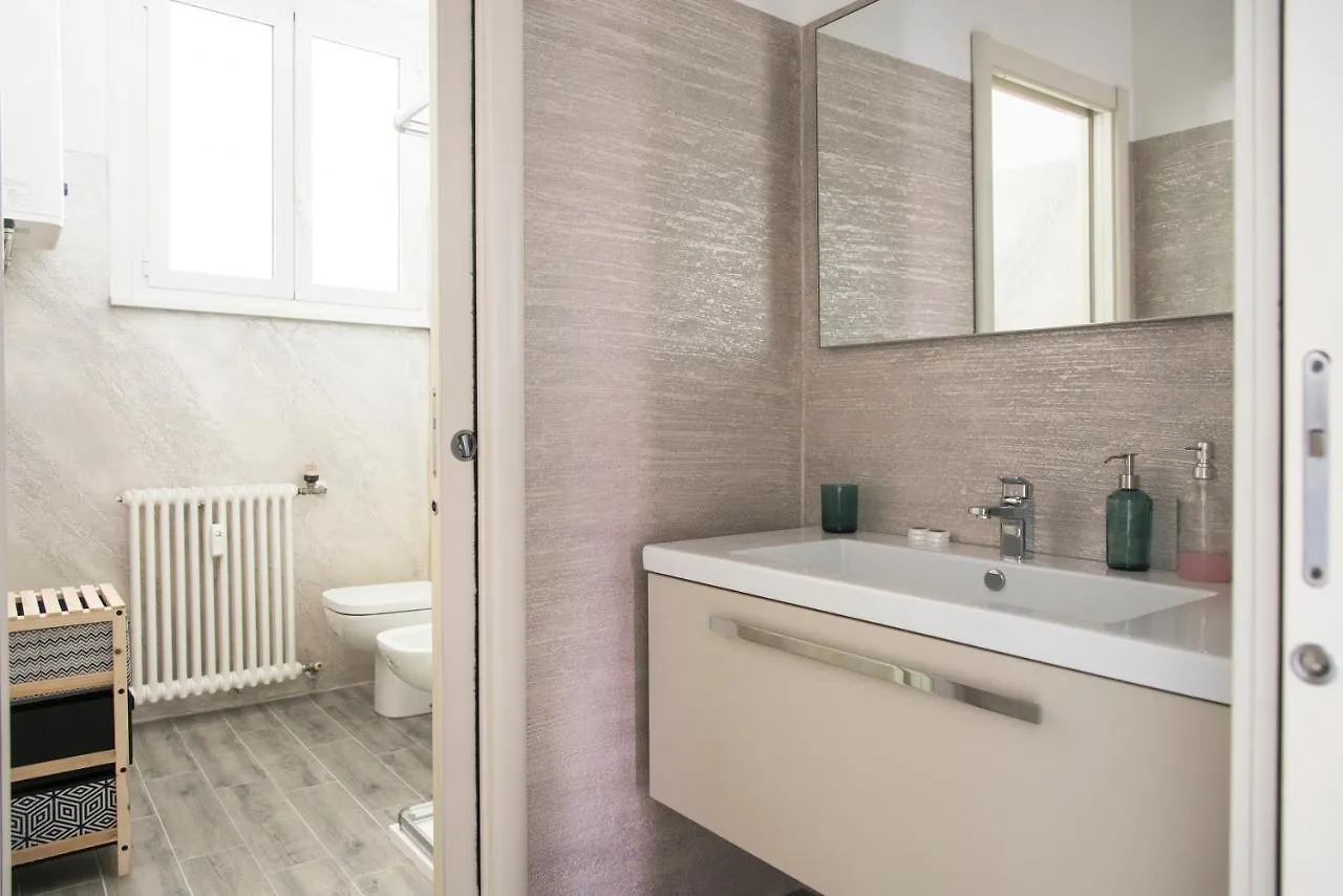 Appartamento Youhosty - Paoli 3 Milano